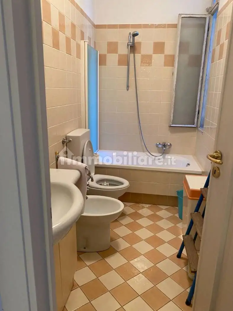 Bilocale ottimo stato, secondo piano, Centro, Bordighera - foto 4