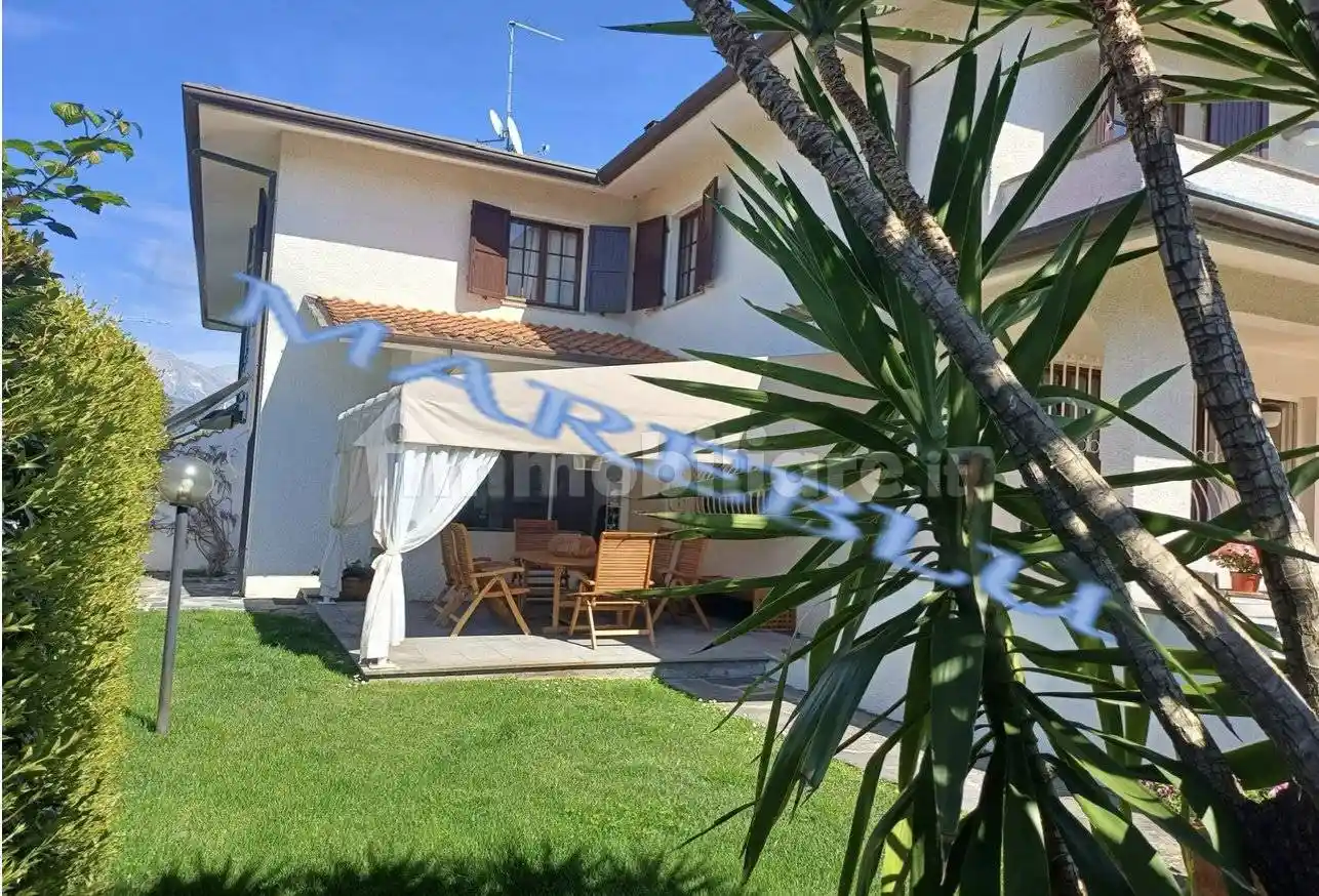 Villa in affitto a Forte dei Marmi