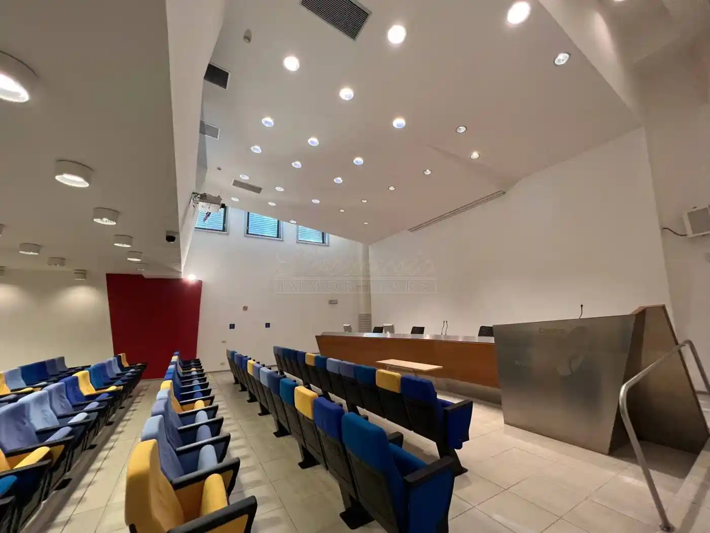 Palazzo - Edificio in Affitto - foto 5