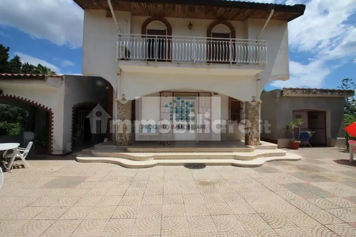 Villa in affitto a Siracusa