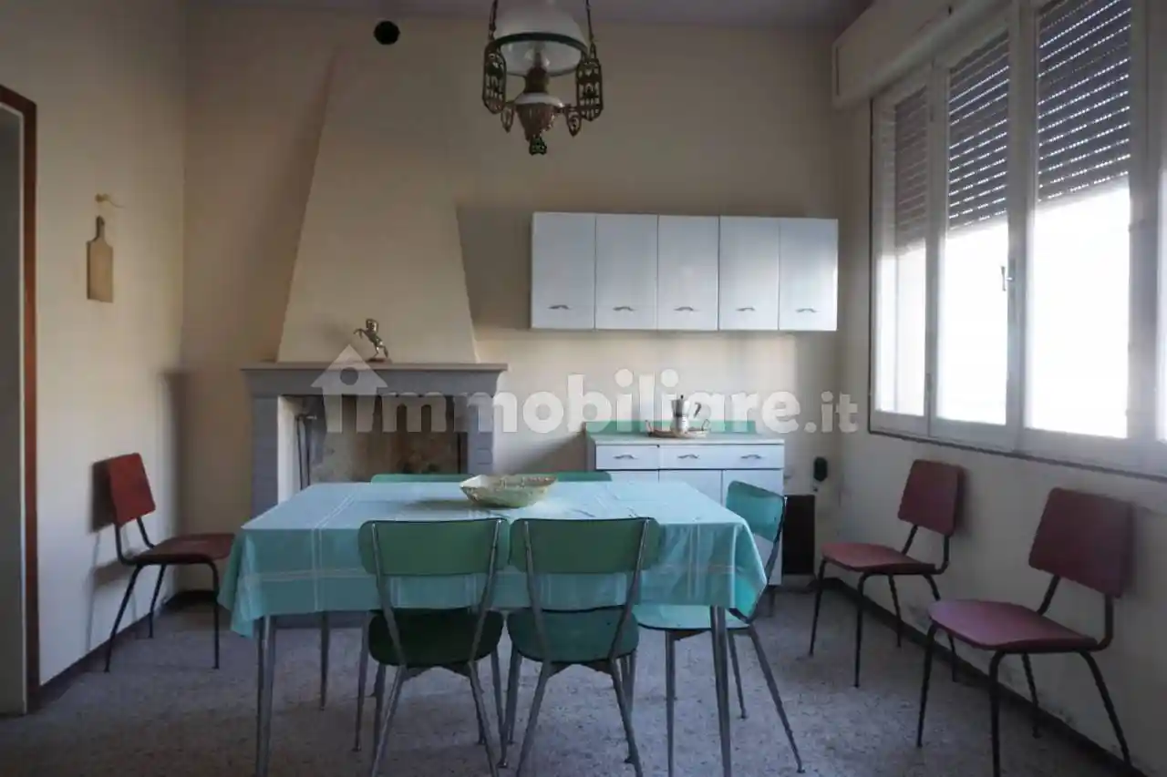 Rustico - Casale in vendita a Torrile