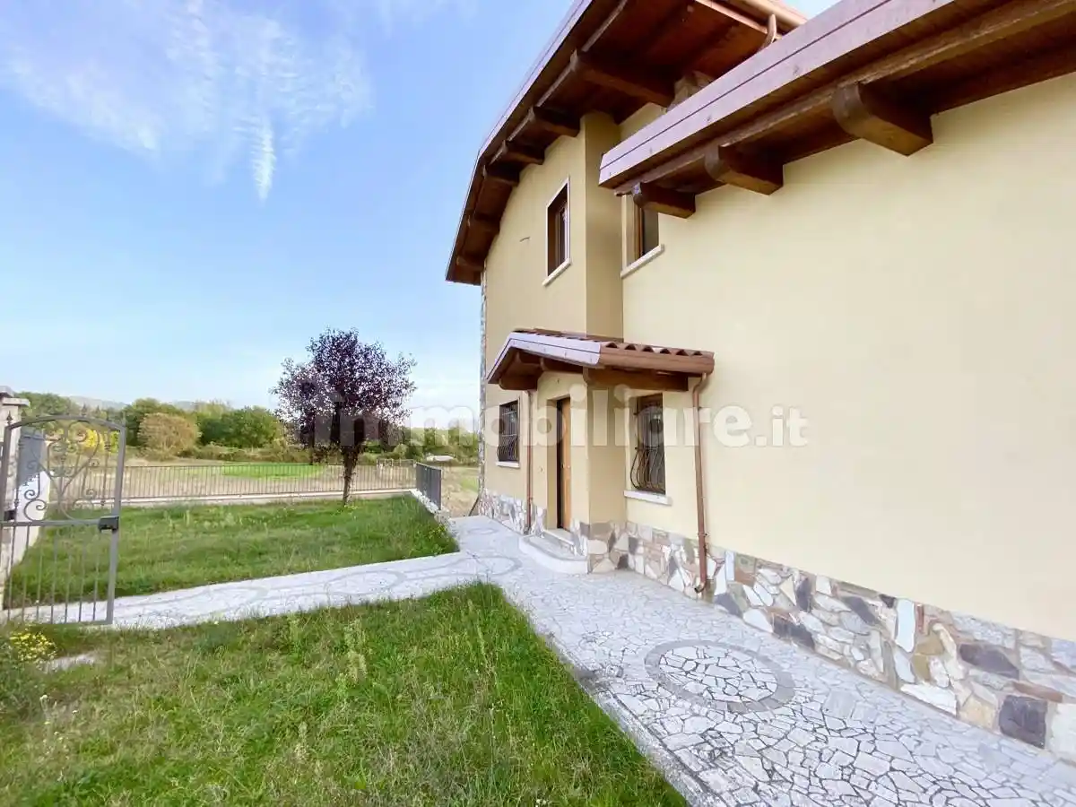 Villa unifamiliare via borgo campo San Giovanni 9, Pizzoli - foto 3