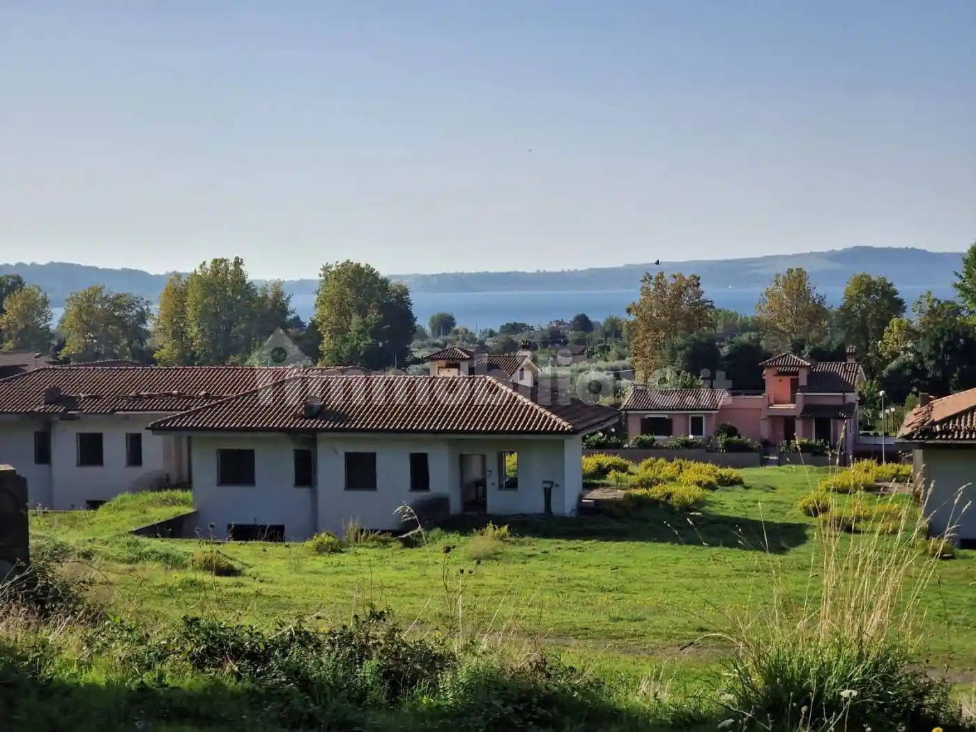 Palazzo - Edificio in vendita a Trevignano Romano