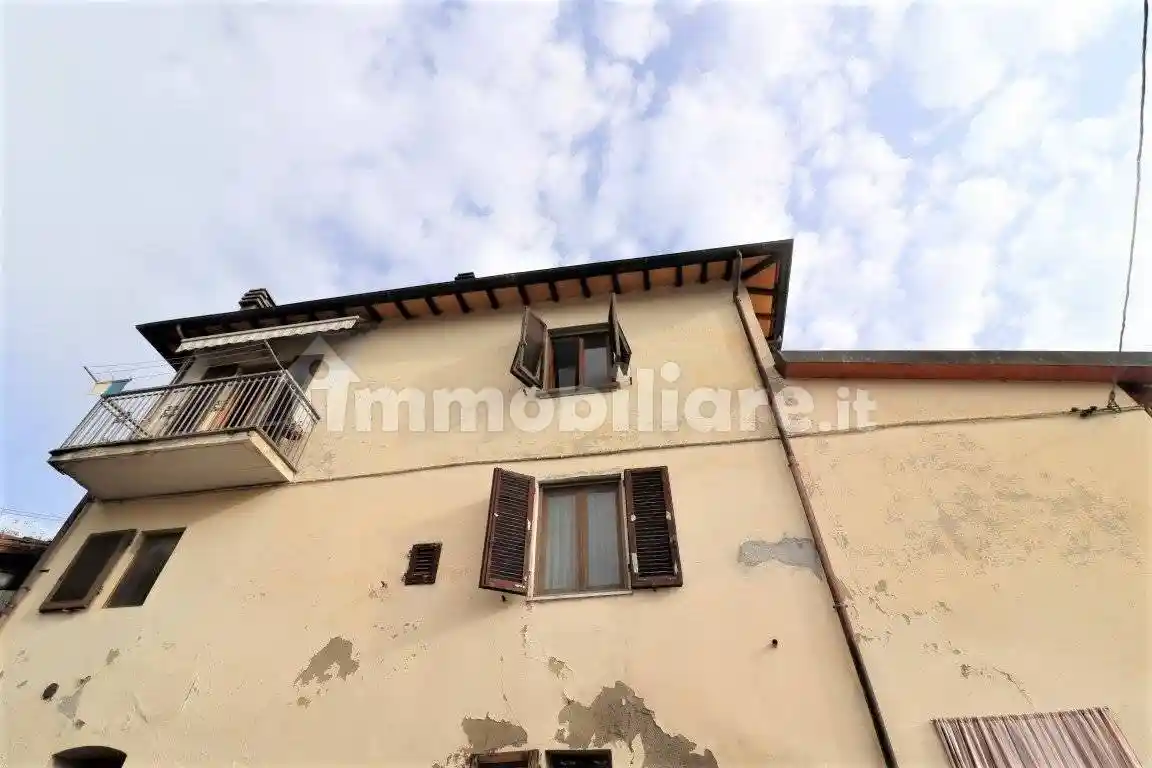 Appartamento in vendita a Montevarchi