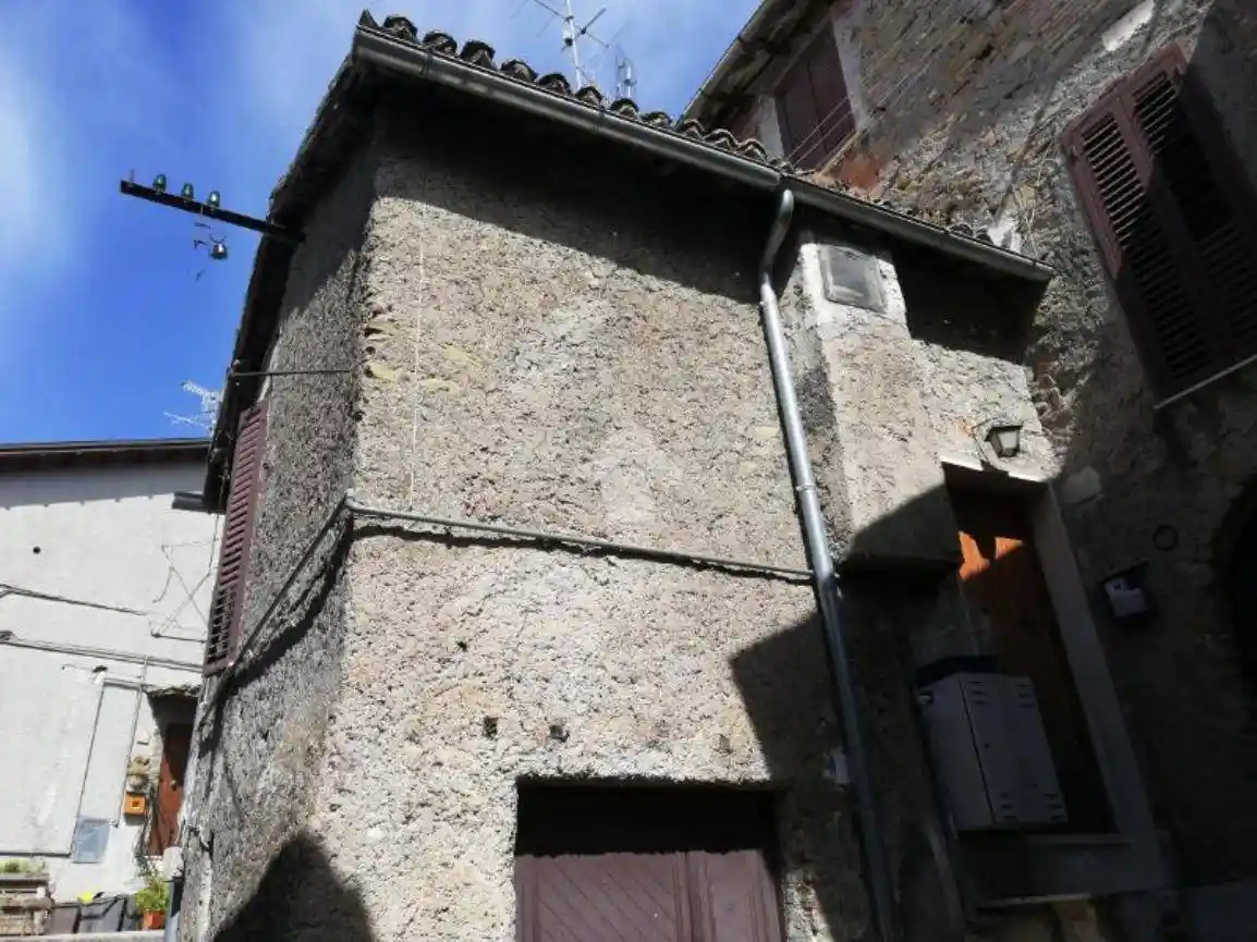 Appartamento in vendita a Olevano Romano