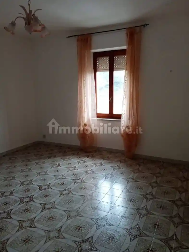 Palazzo - Edificio in Vendita - foto 2