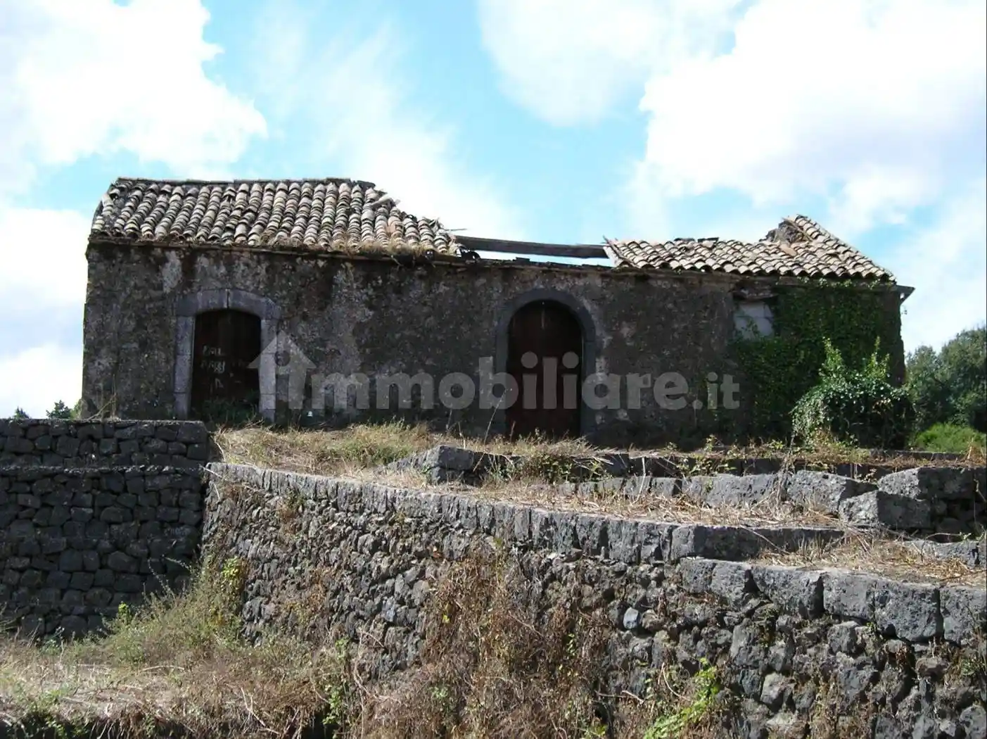 Rustico - Casale in vendita a Viagrande