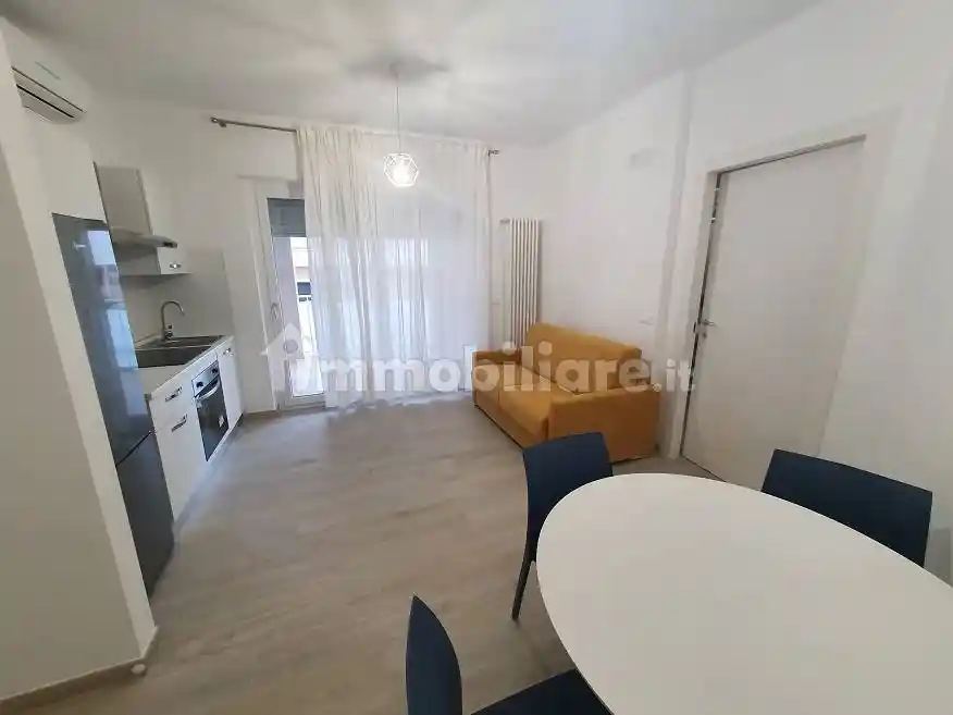 Appartamento in affitto a Turi