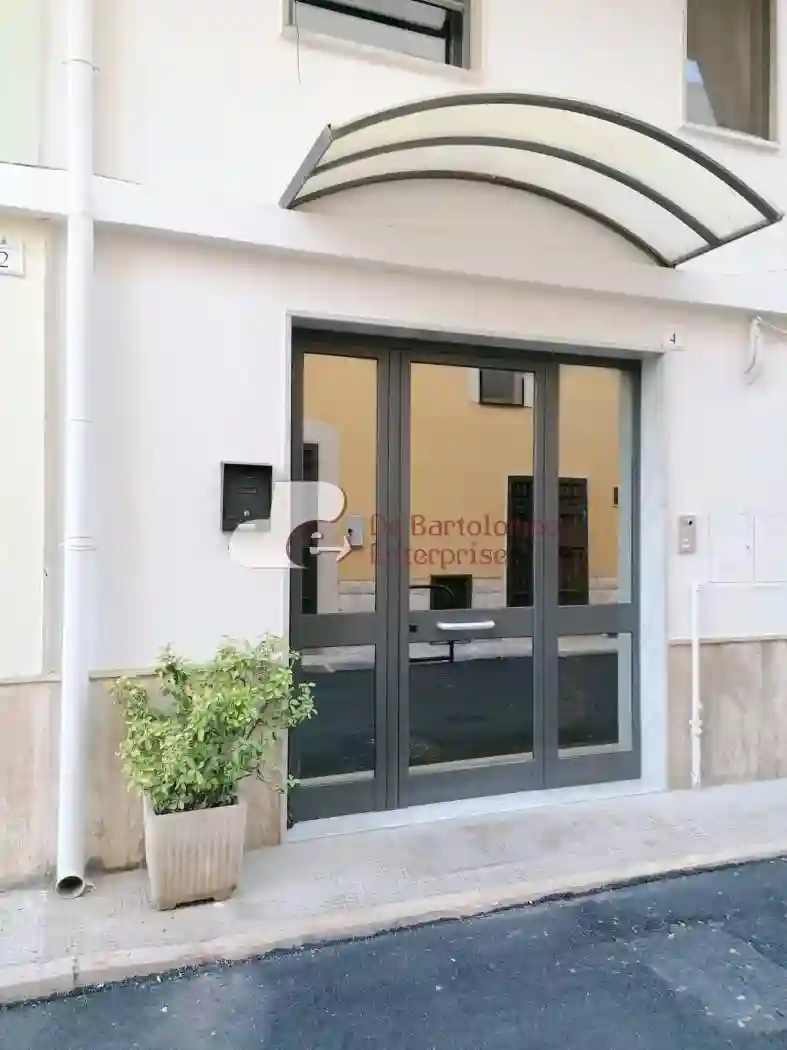 Palazzo - Edificio - foto 2