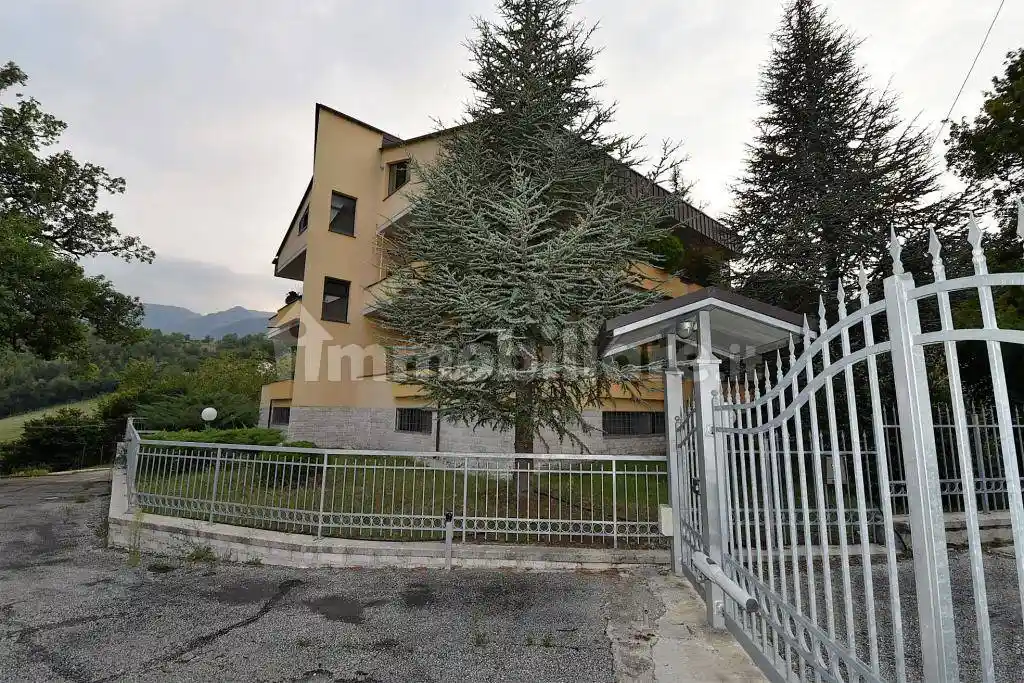 Appartamento in vendita a Sarnano