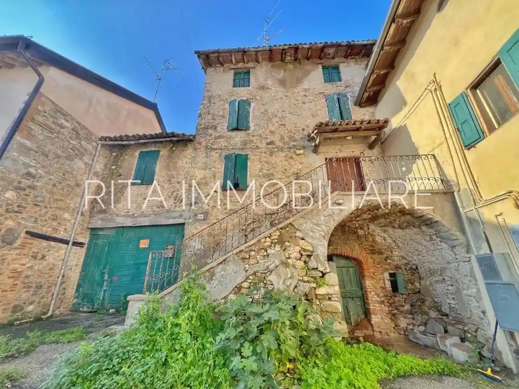 Rustico - Casale in vendita a Guiglia