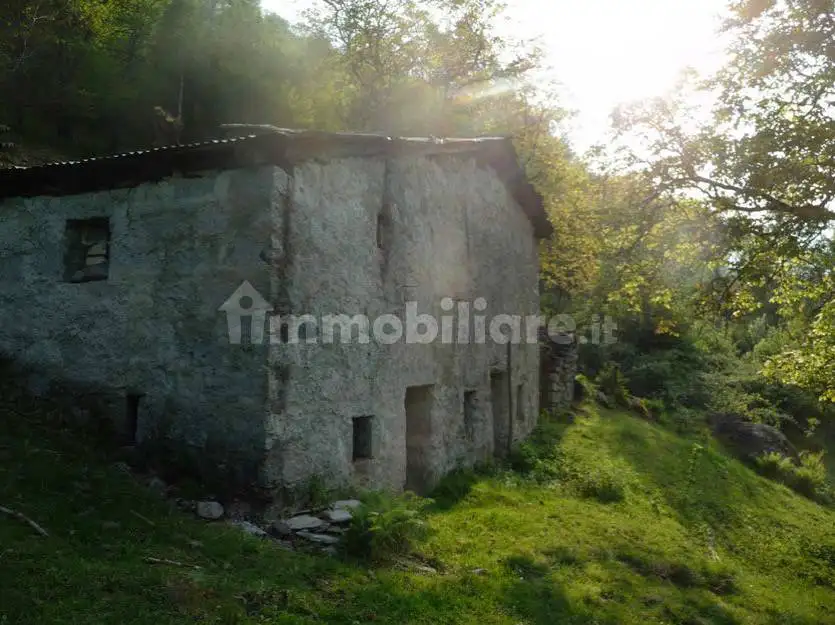 Rustico - Casale in vendita a Cedegolo