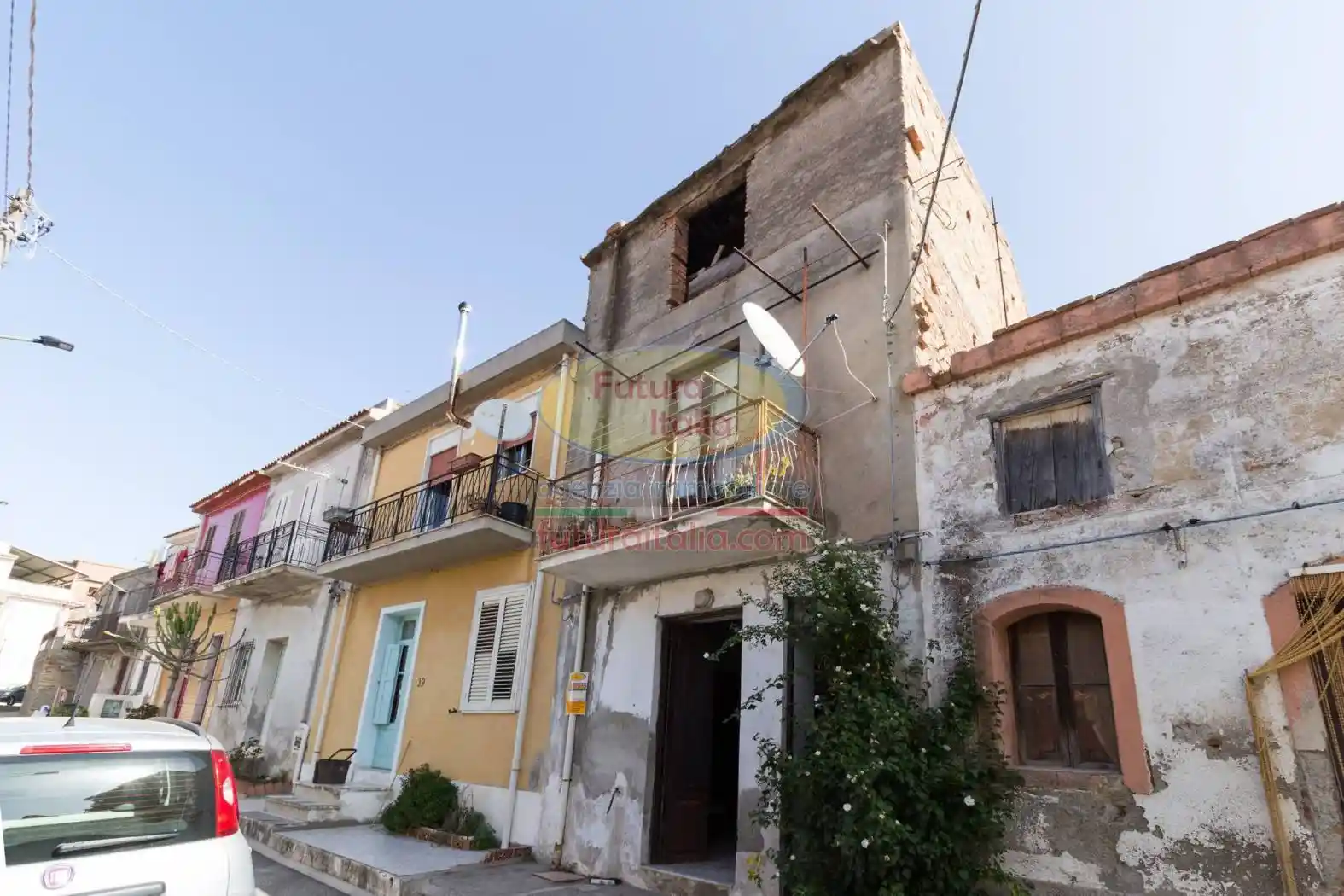 Palazzo - Edificio in vendita a Terme Vigliatore