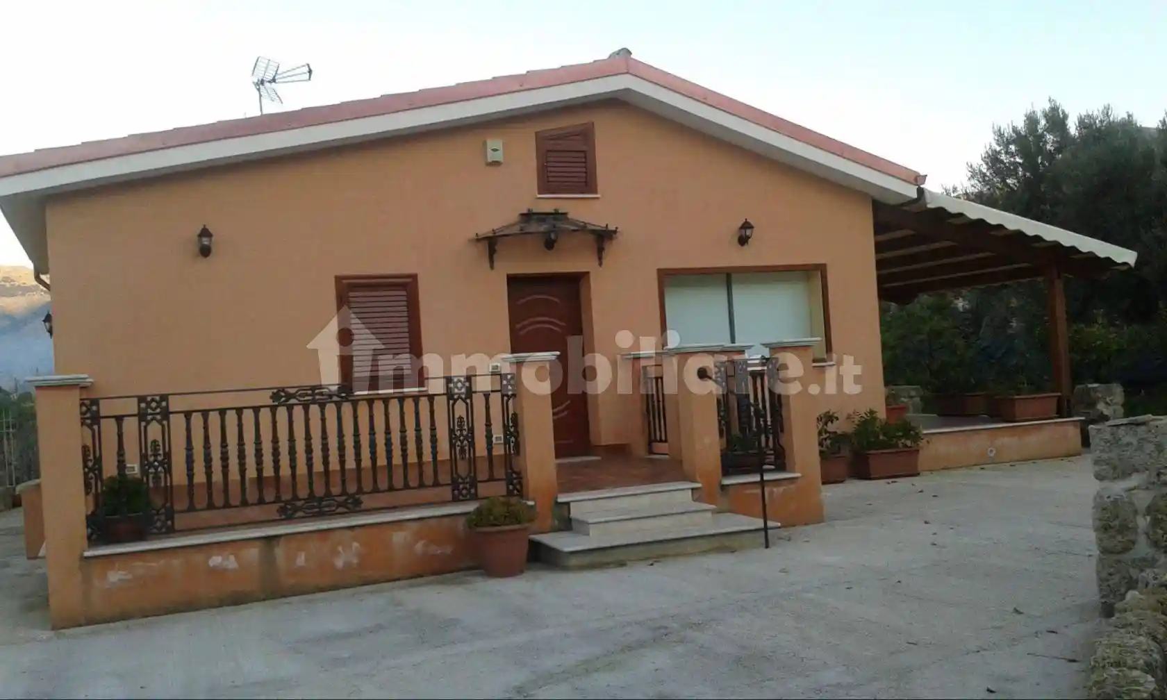 Villa in affitto a Carini