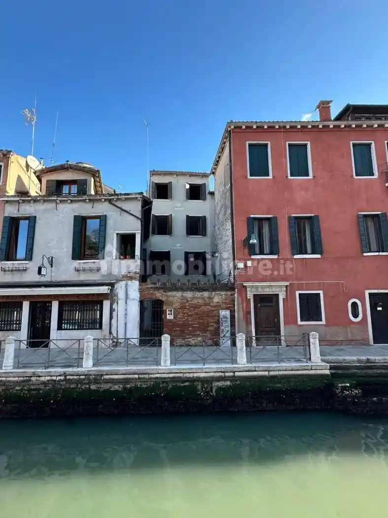 Casa indipendente in vendita a Venezia