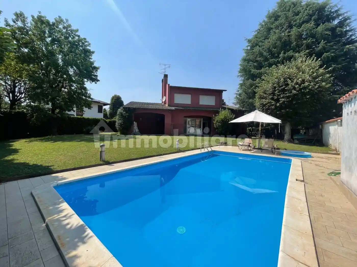 Villa in vendita a Cassina de' Pecchi