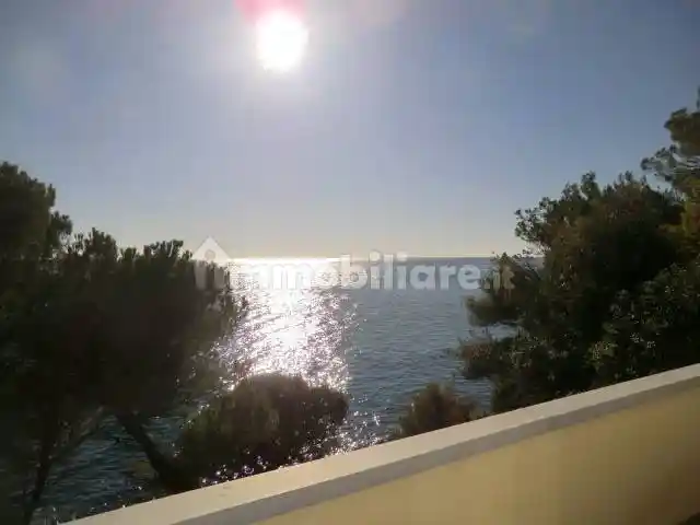 Appartamento in vendita a Varazze