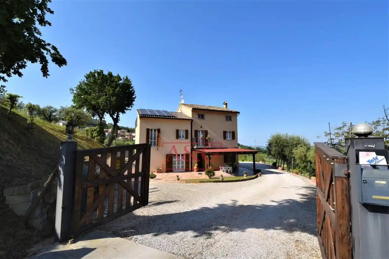 Rustico - Casale in vendita a Montappone