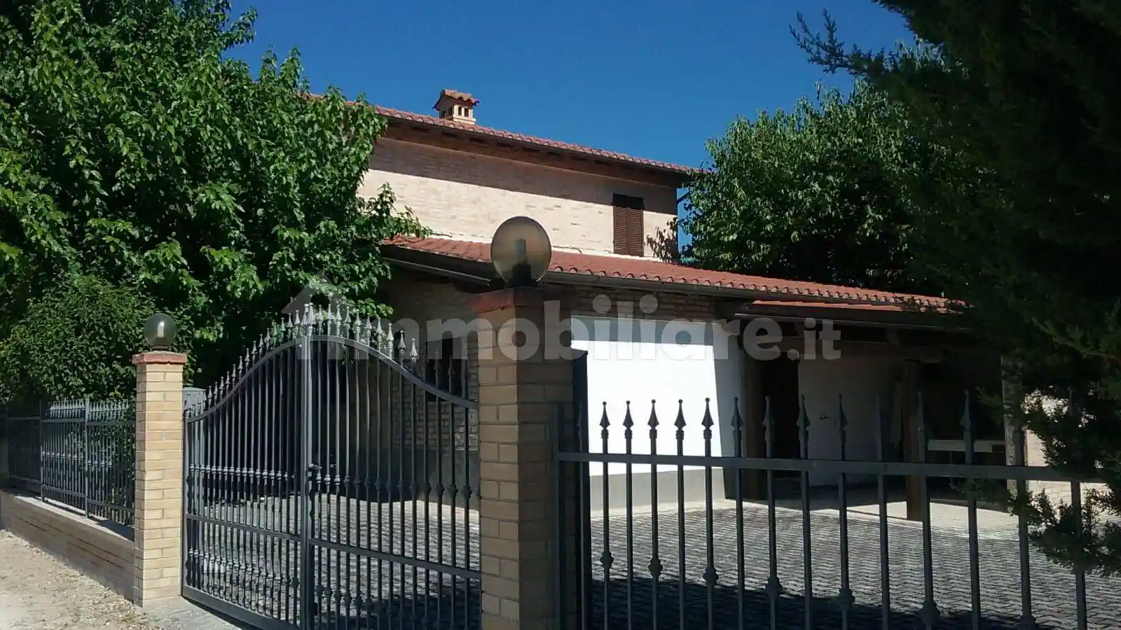 Rustico - Casale in vendita a Treia
