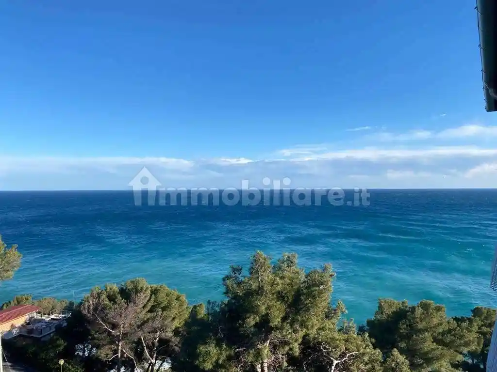 Appartamento in vendita a Andora