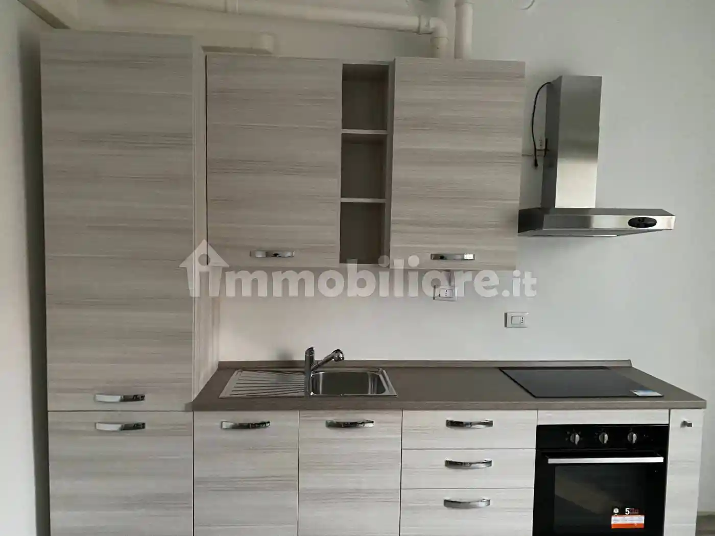 Appartamento in affitto a Rho