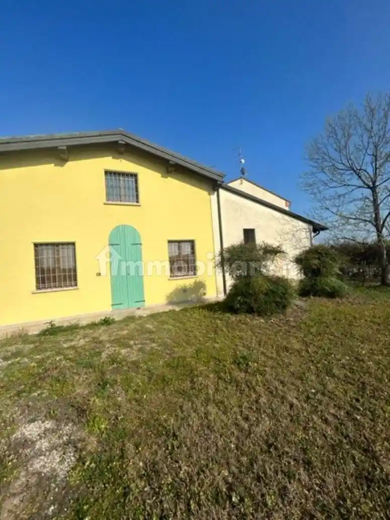 Rustico - Casale in vendita a Goito