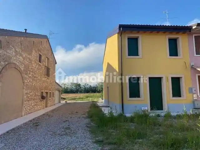 Villetta a schiera in vendita a Verona