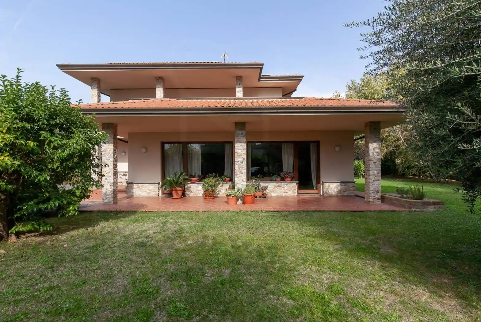Villa in vendita a Lucca