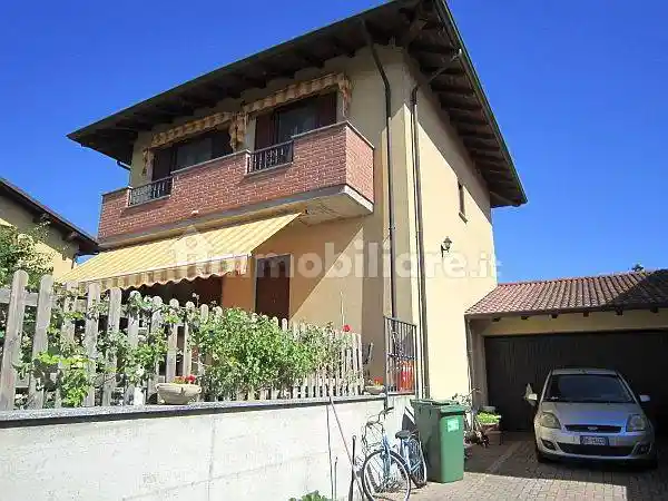 Villa in vendita a Mortara
