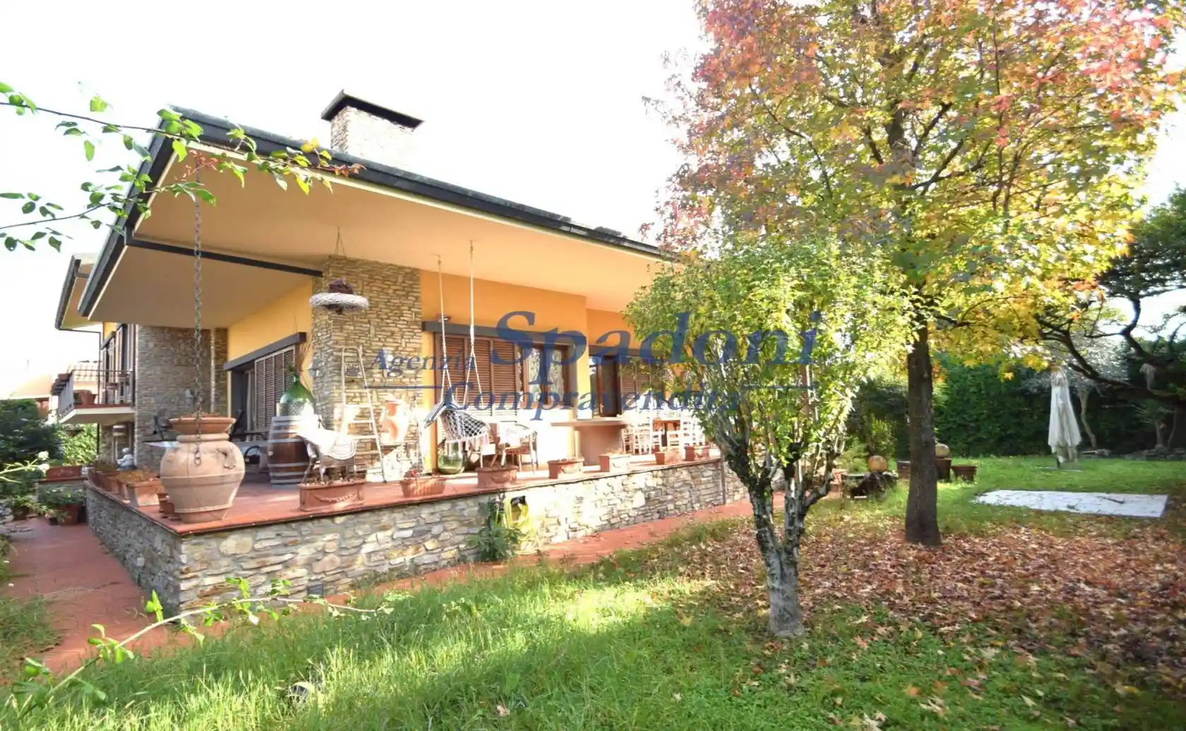 Villa in vendita a Montecatini-Terme