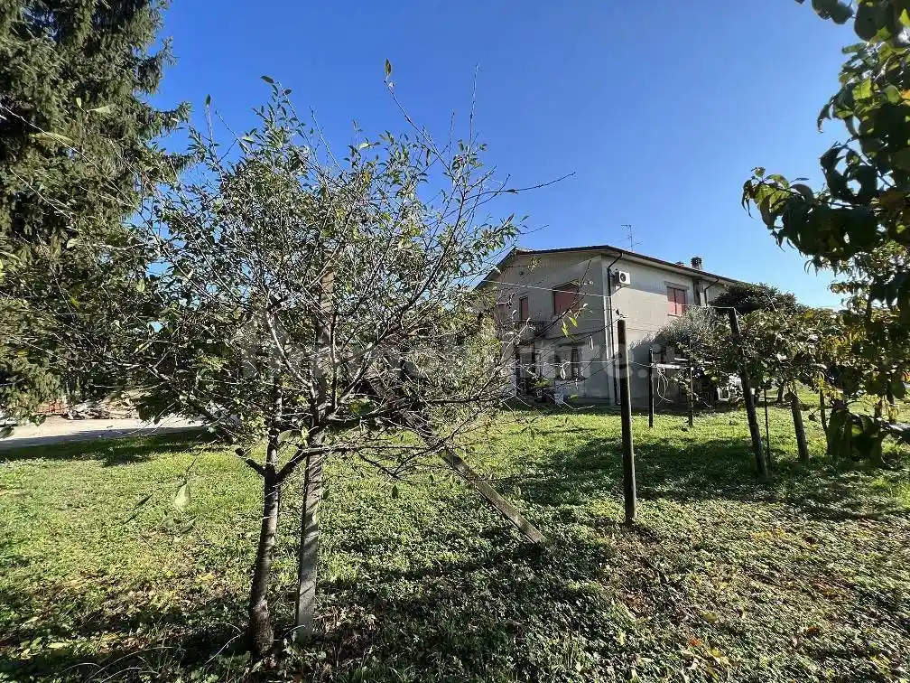 Villa in vendita a Villimpenta