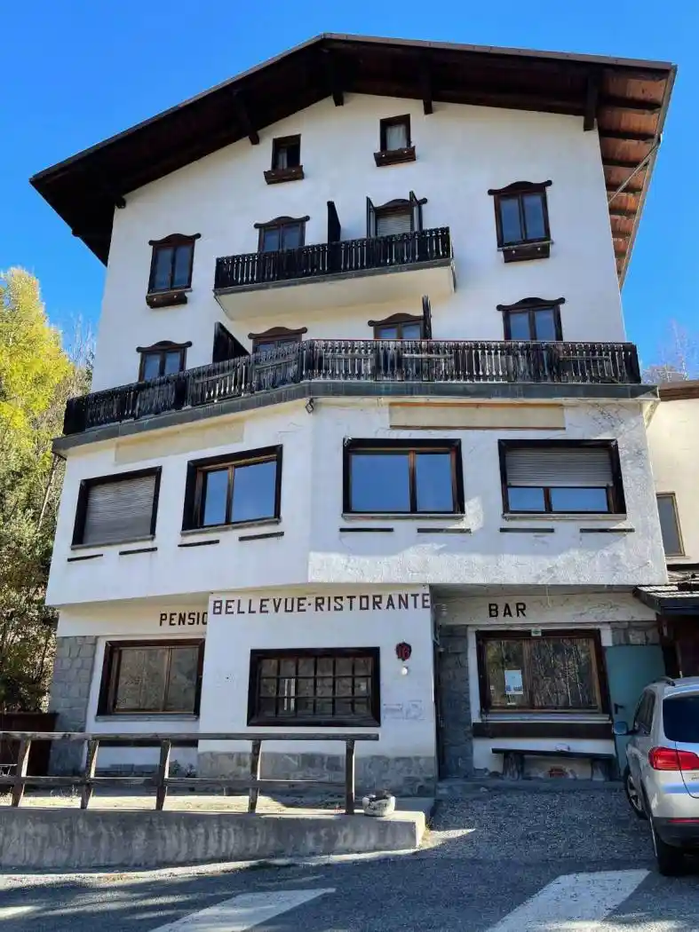 Palazzo - Edificio in vendita a Bardonecchia