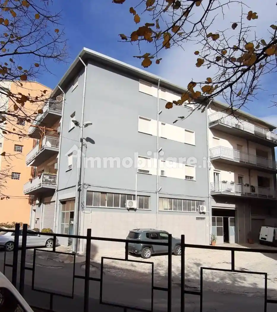 Palazzo - Edificio in vendita a San Giovanni Gemini