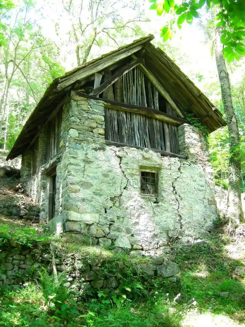 Rustico - Casale in vendita a Varallo