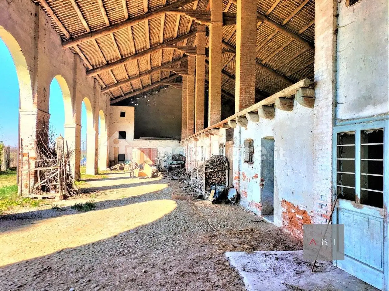 Rustico - Casale in vendita a San Pietro in Gu