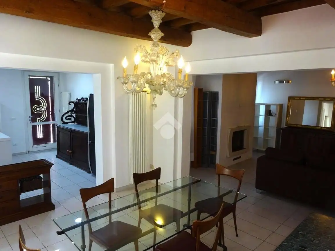 Casa indipendente in affitto a Ferrara