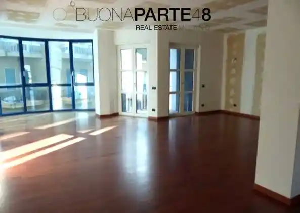 Quadrilocale ottimo stato, terzo piano, Corso Genova, Milano - foto 2