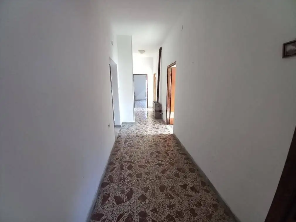 Terratetto plurifamiliare piazza Municipio 15, Centro, Belsito - foto 5