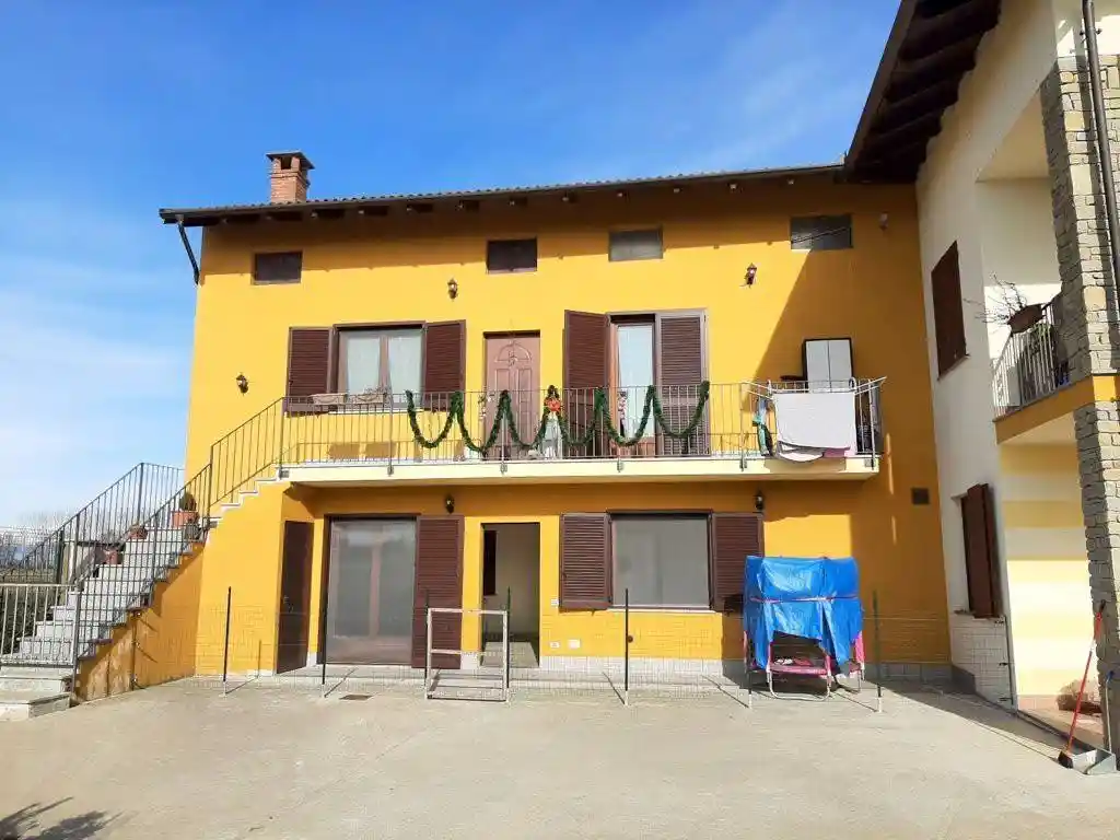 Appartamento in affitto a Confienza