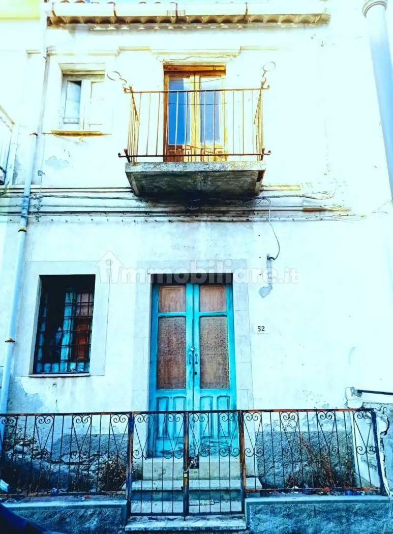 Casa indipendente in vendita a Roccella Ionica