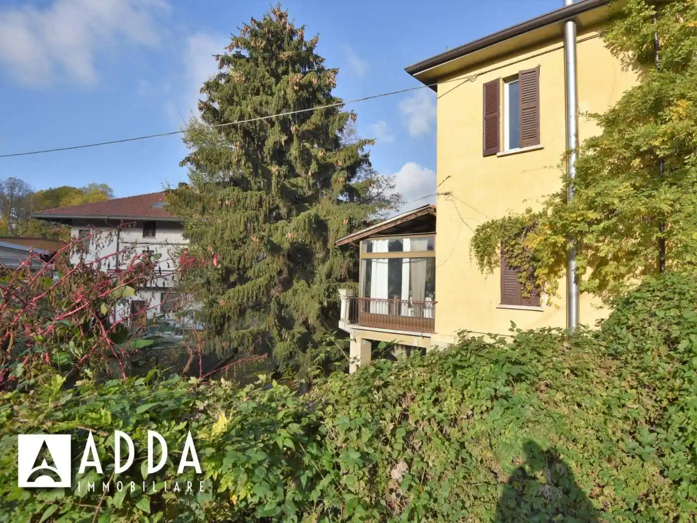 Palazzo - Edificio in vendita a Calco