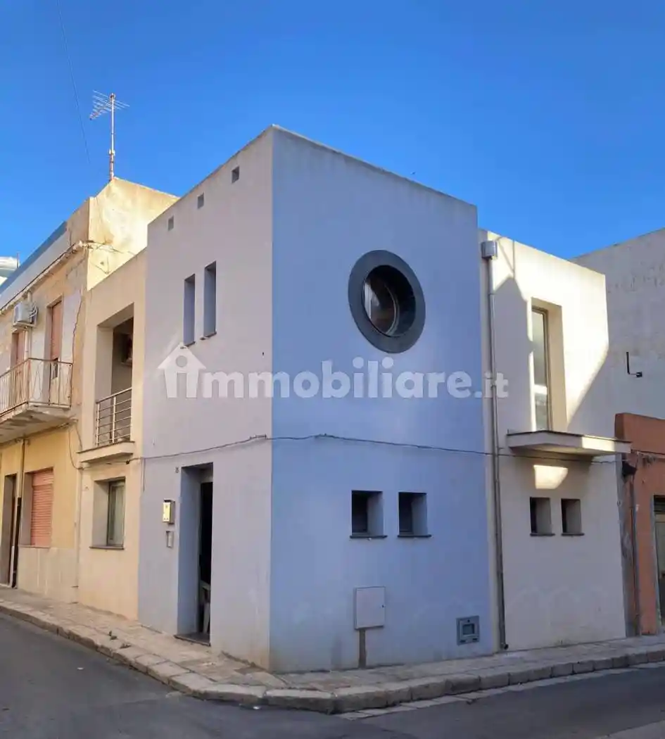 Casa indipendente in vendita a Pachino