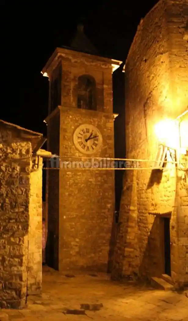 Palazzo - Edificio in vendita a Casale Marittimo