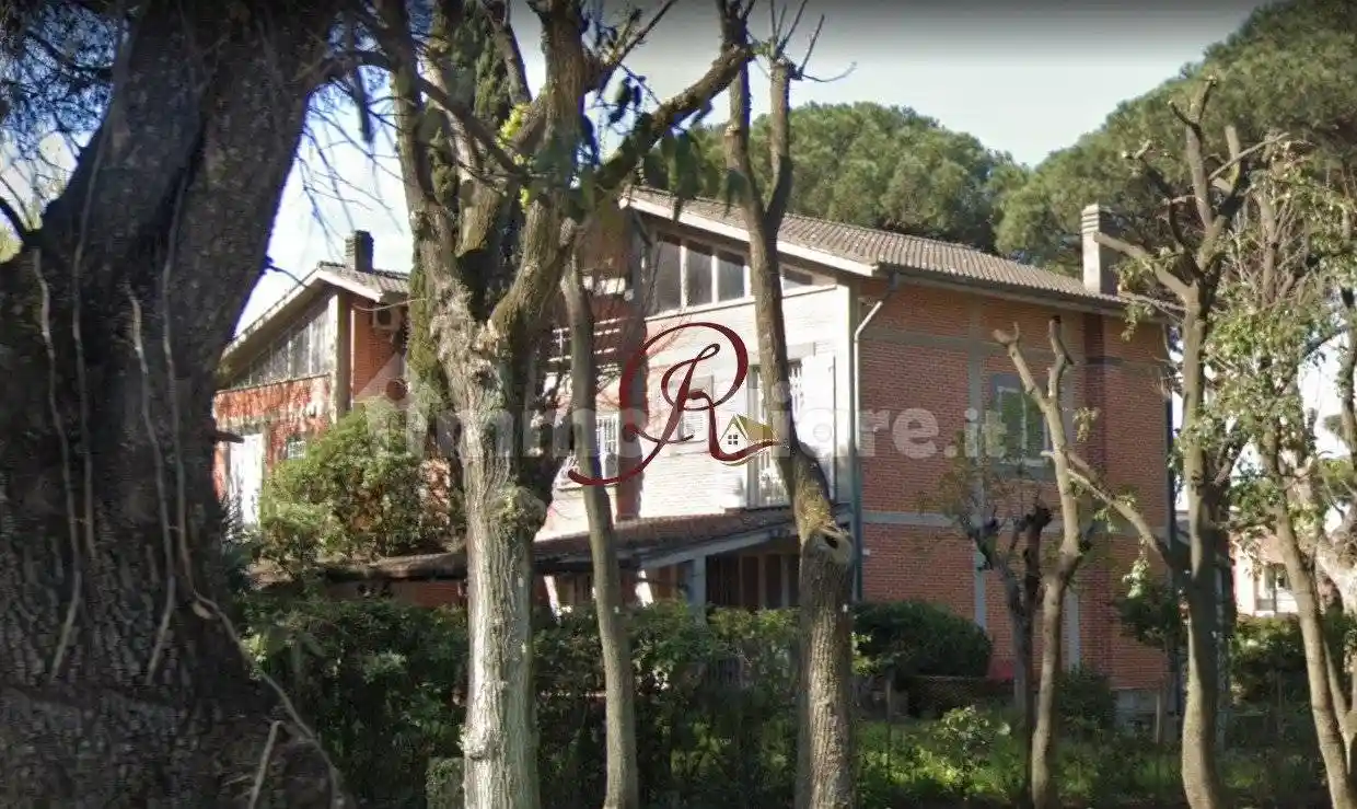Villa bifamiliare via Partenio di Nicea 39, Casal Palocco, Roma - foto 2