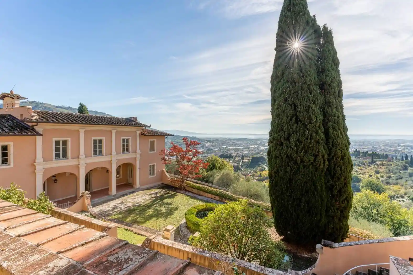 Villa in vendita a Pescia