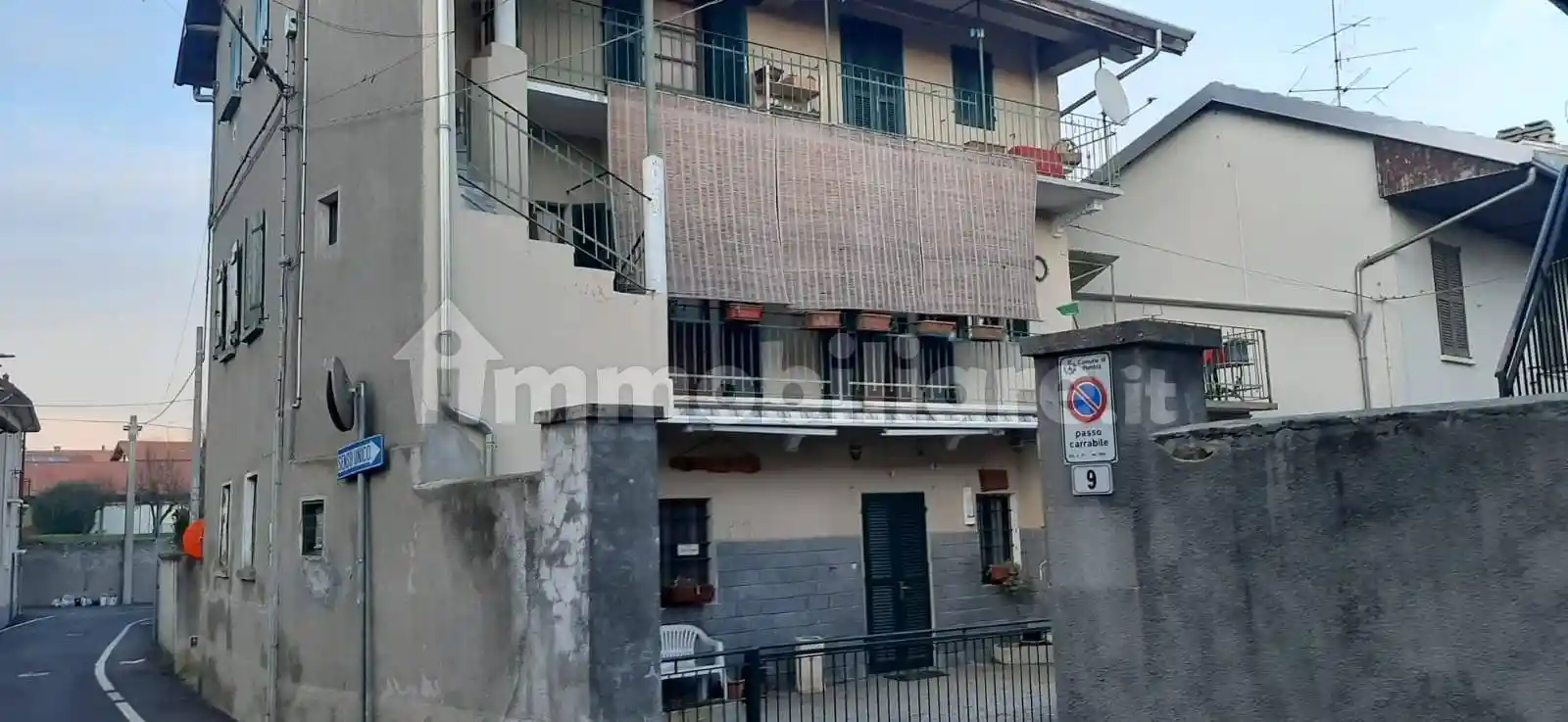 Casa indipendente in vendita a Pombia