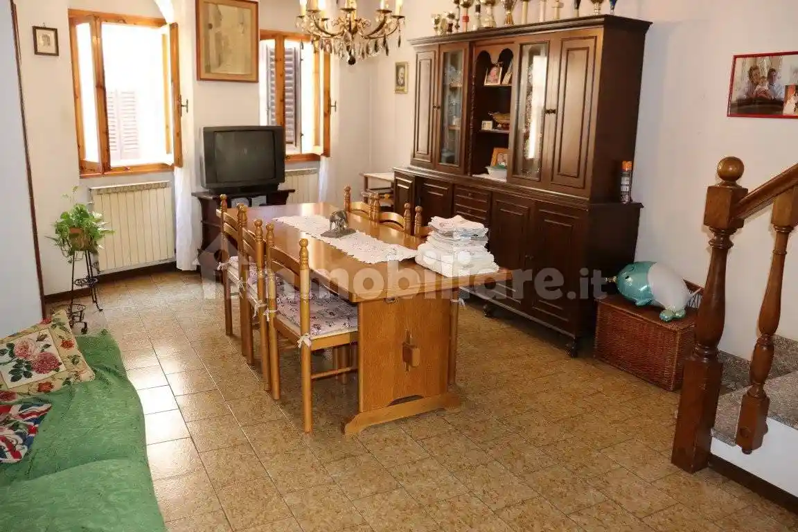 Appartamento in vendita a Montevarchi