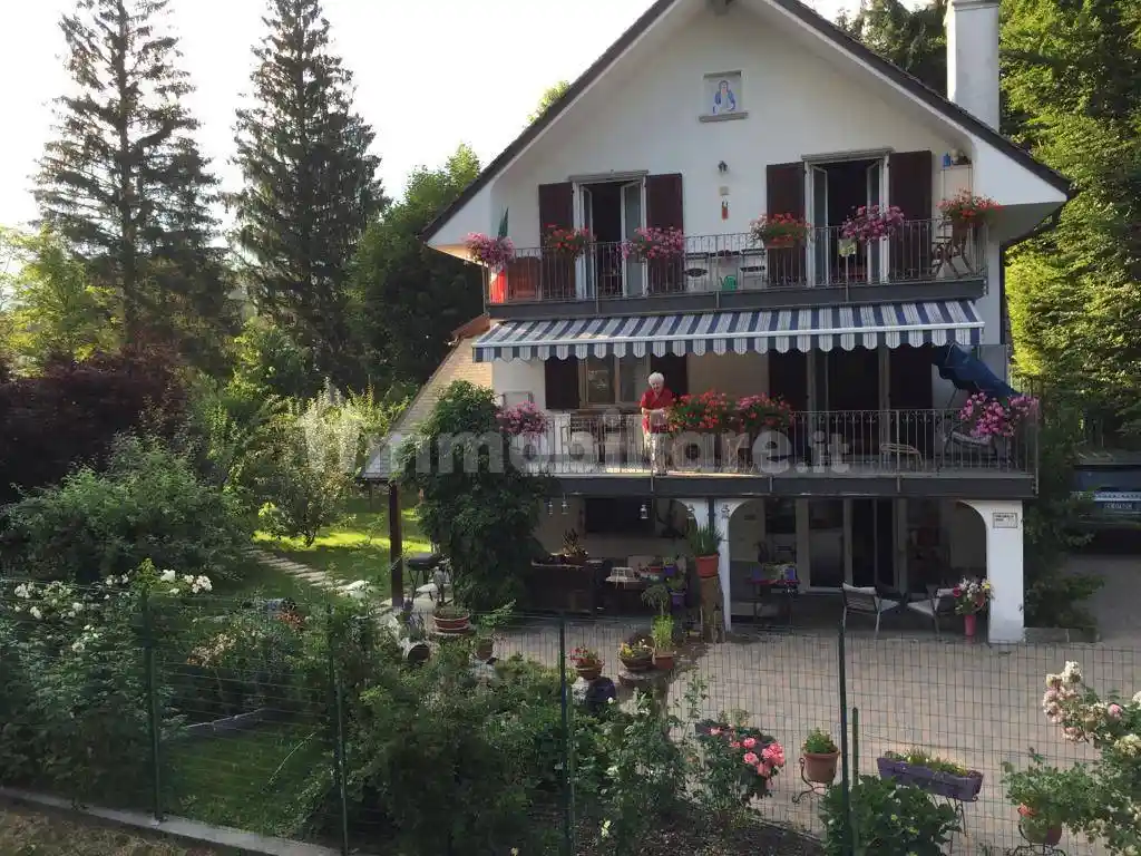 Villa in vendita a Santa Maria Maggiore