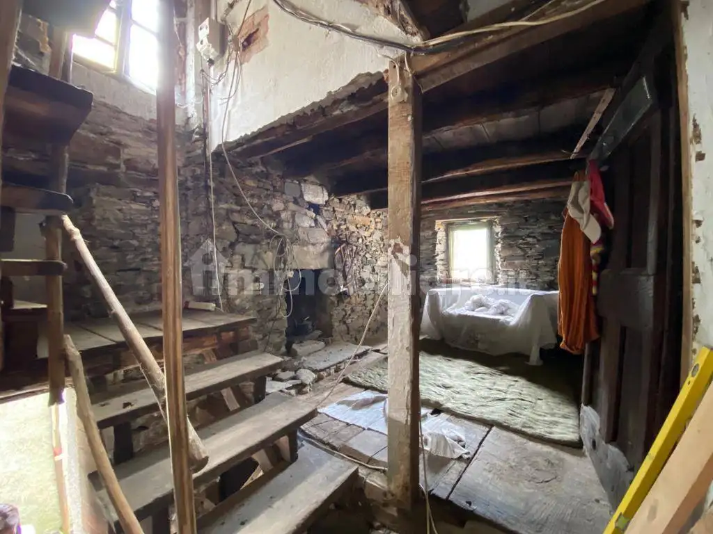 Terratetto unifamiliare 200 m², da ristrutturare, Curiglia con Monteviasco - foto 2