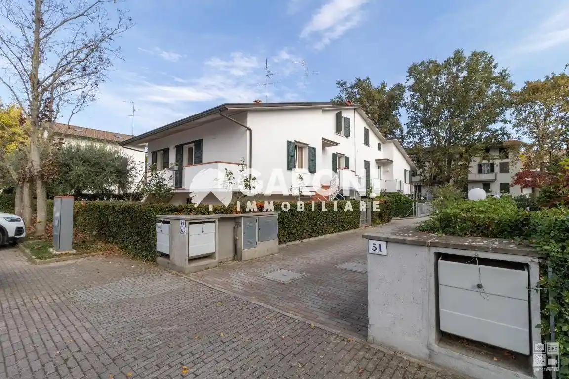 Villetta a schiera in vendita a Faenza